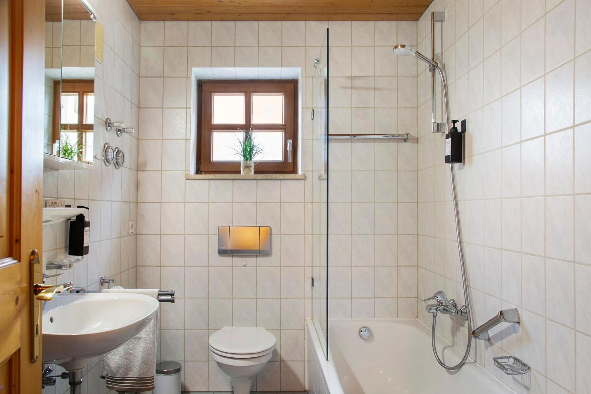 Apartment Schoenauer Hof - Max Josef Passau
